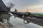Povodí Moravy pokračuje v opravách Baťova kanálu mezi Valchou a Výklopníkem.