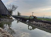Povodí Moravy pokračuje v opravách Baťova kanálu mezi Valchou a Výklopníkem.