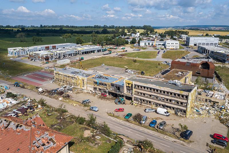 Tornádo zasáhlo Břeclavsko a Hodonínsko. Důsledky byly ohromující.