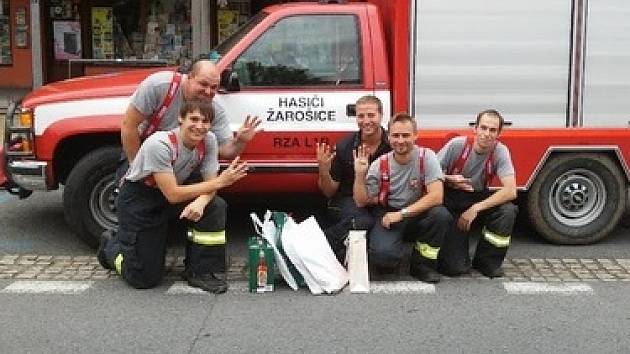 Dobrovolní hasiči ze Žarošic skončili čtvrtí na republikovém mistrovství ve vyprošťování zraněných osob z havarovaných aut.