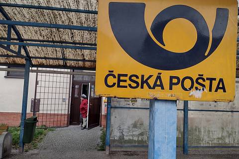 Na seznam rušených poboček České pošty se dostala také ta na vlakovém nádraží v Hodoníně.