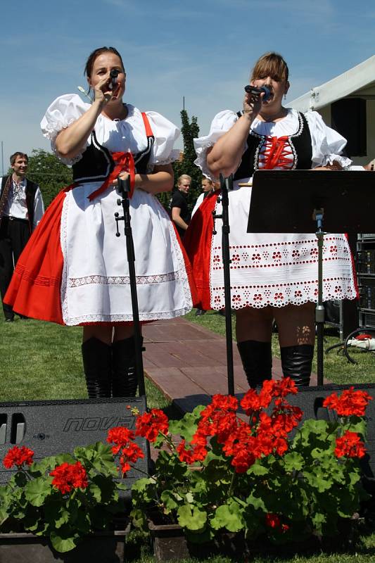 Dvanáct dechových kapel předvedlo na ratíškovickém osmačtyřicátém Mezinárodním festivalu dechových hudeb své umění.