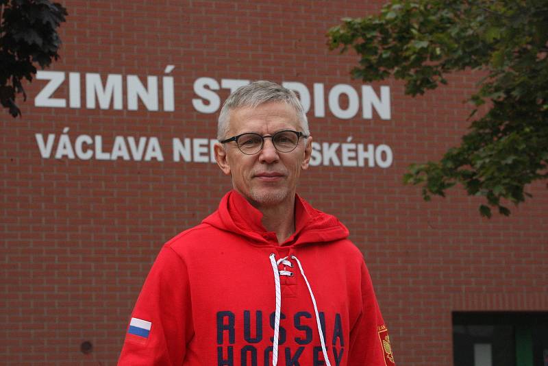 Hvězdný hokejista Igor Larionov přijel do Hodonína s ruskou dvacítkou.