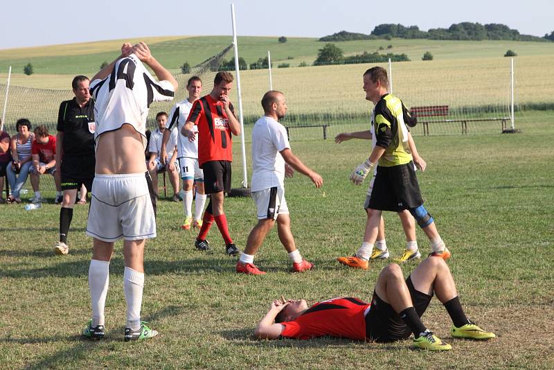 Tradiční turnaj v malé kopané Hyundai Cup vyhráli Old Stars.