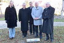 Slavnostní pojmenování Parku Dr. Karla Rennera v Dolních Dunajovicích.