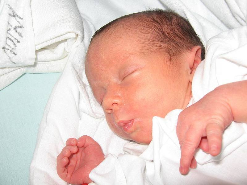 Patricie Burová, 45 cm, 2,5 kg, 28. 7. 2010, Bučovice