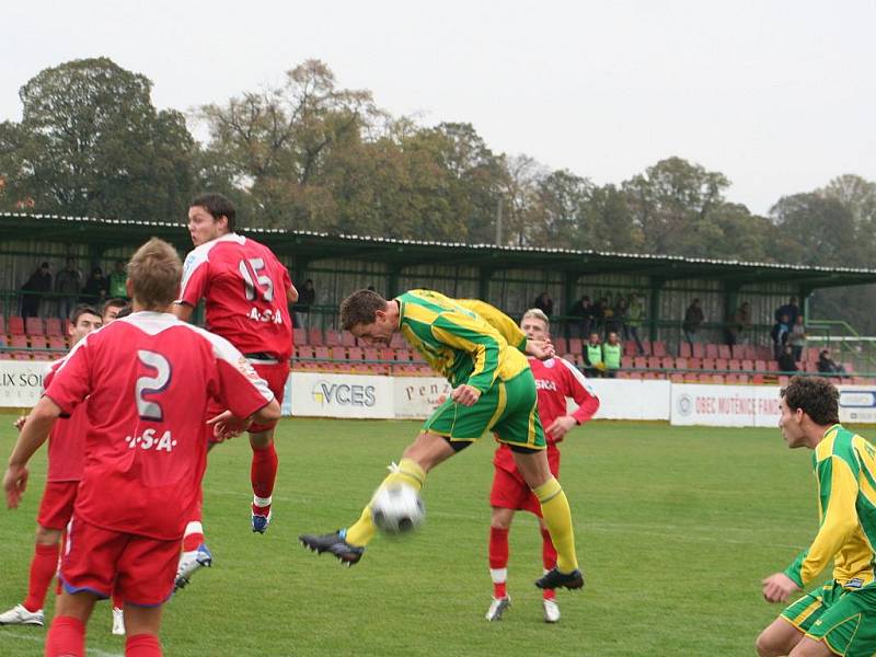 MSFL: FK Mutěnice (ve žlutém) vs. 1. FC Brno B