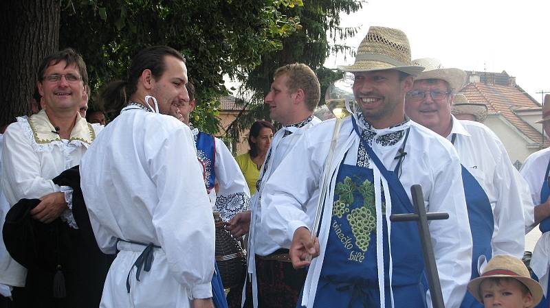 V Kněždubu slavili vinobraní po čtyřiceti letech.