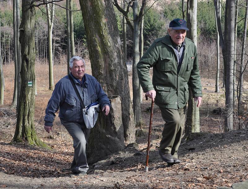 Milovníci pohybu a přírody si vychutnávali krásy Chřibů. Čtrnáctý ročník absolvovalo 340 mužů, žen a dětí z jednasedmdesáti obcí a měst.