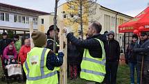 Bažantnici zaplnily nové stromy.