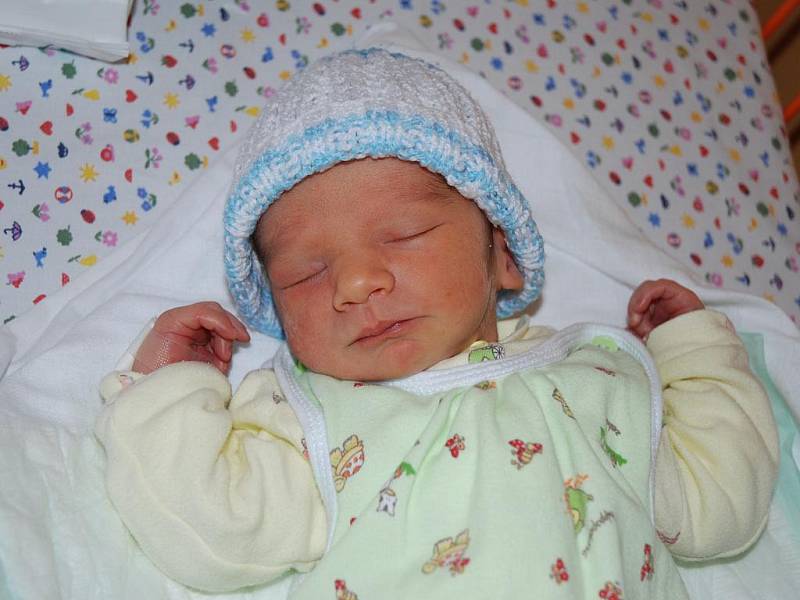 Jan Bohunský, 49 cm, 2,7 kg, 6. února 2010, Hodonín