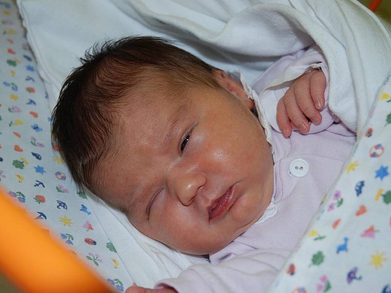 Veronika Urbánková, 52 cm, 4,2 kg, 8. února 2010, Vel. Pavlovice