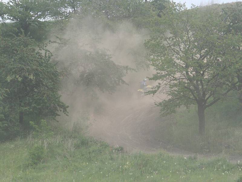 Motokrosaři se předvedli v Karlíně