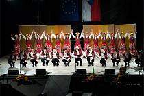Na minulém ročníku folklorního festivalu v Dambořicích se představily folklorní soubory z regionu.