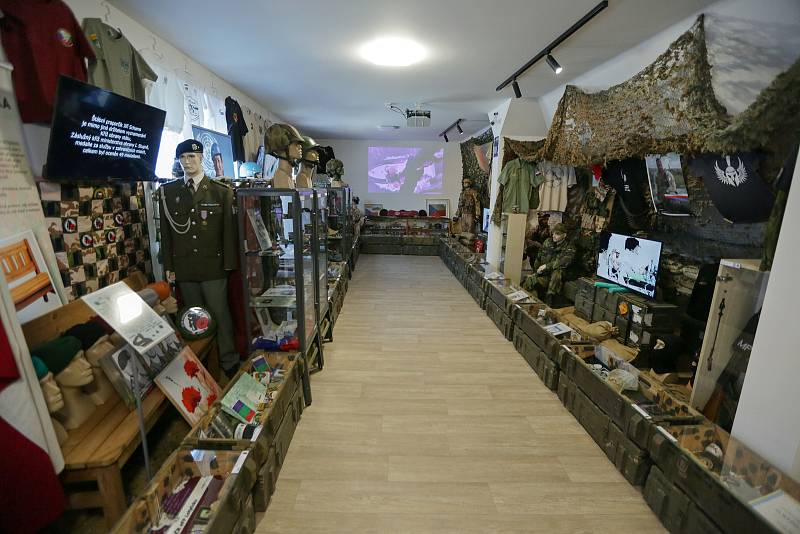 Military Muzeum Generála Sergěje Jana Ingra ve Vlkoši se rozšířilo o nové expozice.