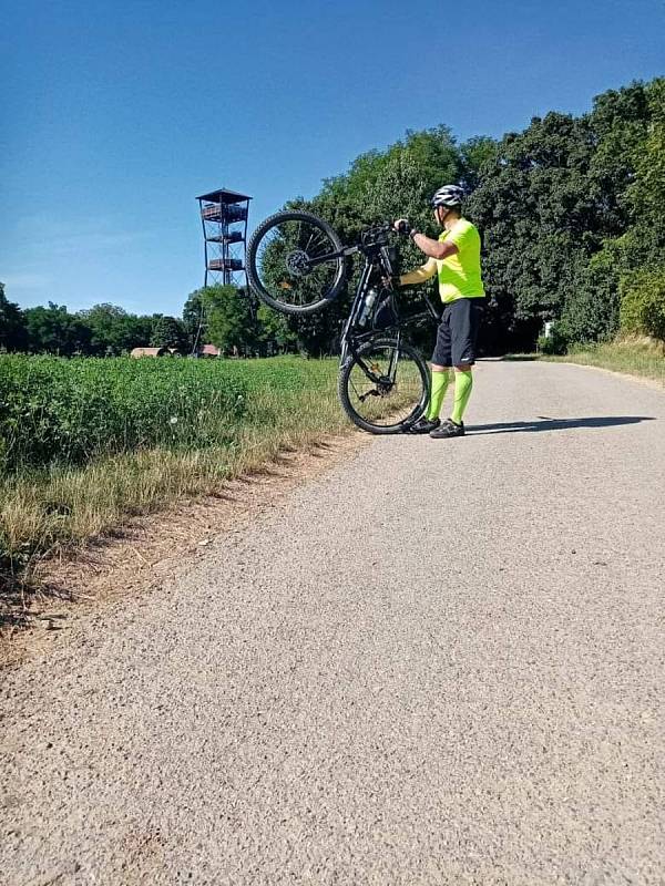 Na trase dlouhé přes čtyřicet kilometrů navštívil náš čtenář čtyři rozhledny.