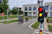 Děti získaly své cyklořidičáky, jízdy absolvovaly na dopravním hřišti v Kyjově.