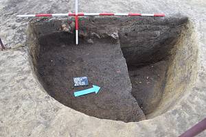 Záchranný archeologický výzkum v centru Hroznové Lhoty