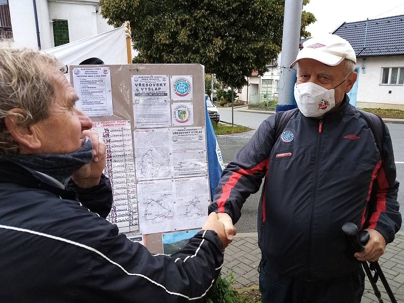 Devatenáctý ročník výšlapu Za krásami podzimu ve Vřesovicích a okolí.