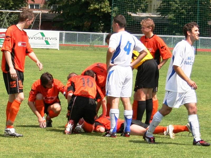 Krajský přebor: Kyjov (v oranžovém) vs. Ivančice