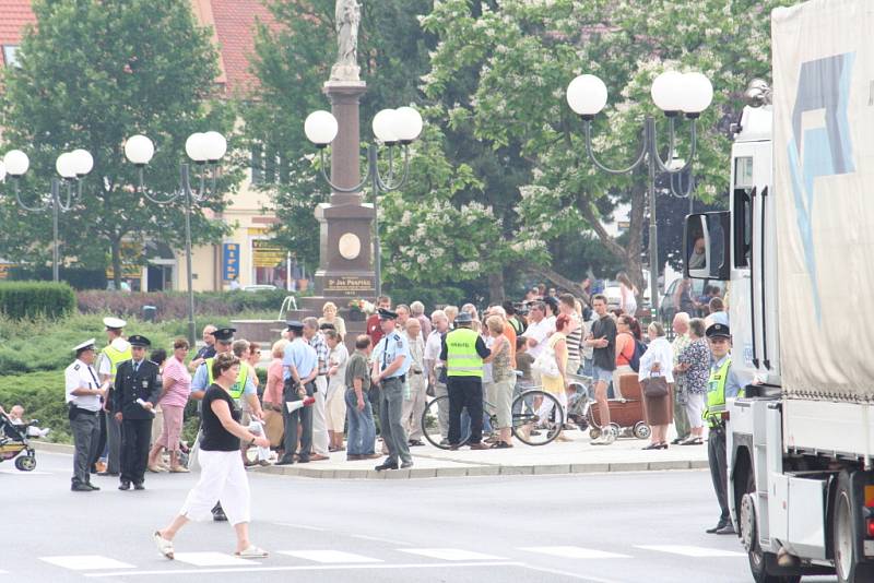 Blokáda ve Bzenci