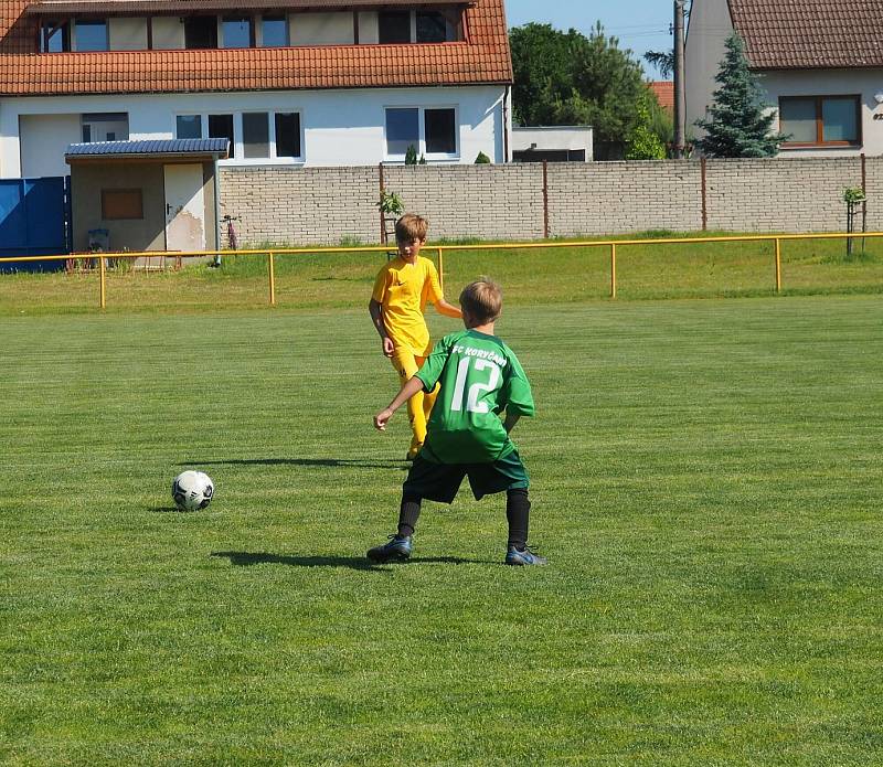 Minulou sobotu se ve Vacenovicích konal oblíbený turnaj pro nejmenší fotbalisty O pohár starostky obce Vacenovice.