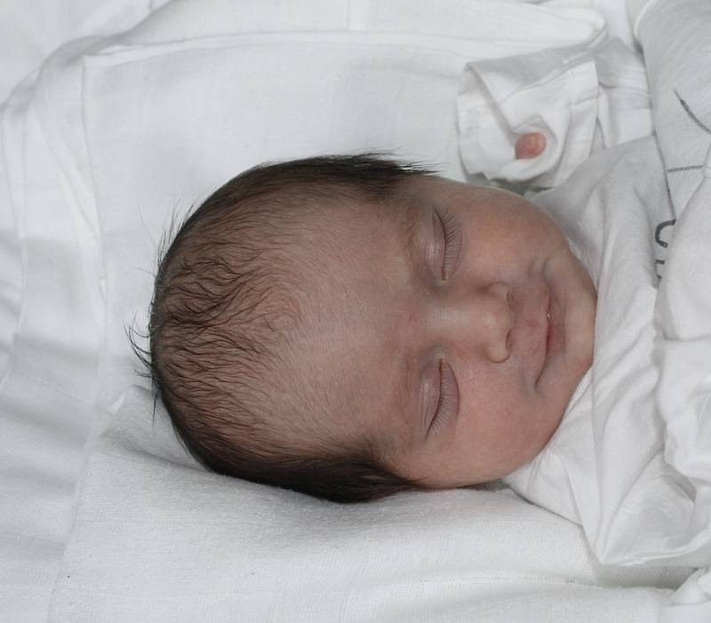 Ema Krištofíková, 48 cm, 2 610 g, 15. září 2016, Hodonín