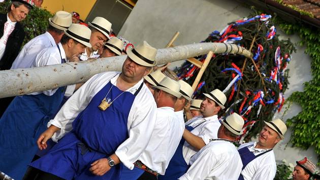 Soutěžní Festival Folklorních Souborů v Dambořicích 2014.