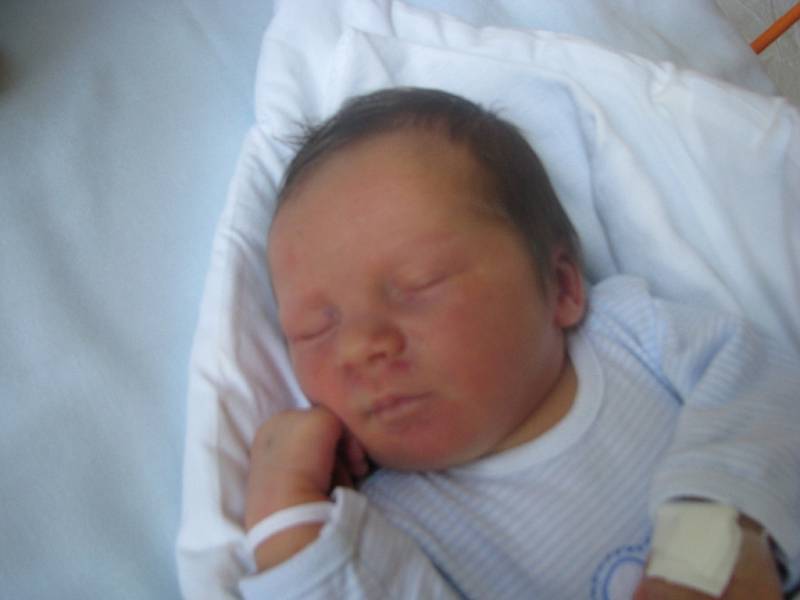 Štěpán Závodný, 13.6.2013, 51 cm, 3,05 kg, Hodonín