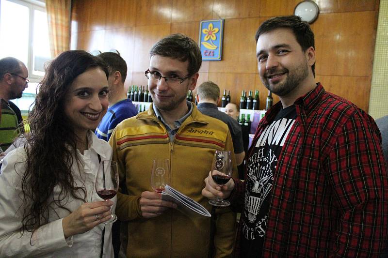 Místní výstava vín ve Vacenovicích přilákala milovníky ušlechtilého nápoje už podevětačtyřicáté.