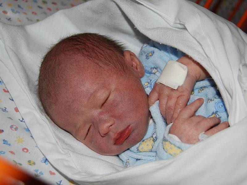 Jáchym Berka, 51 cm, 3,15 kg, 14. 2. 2010, Čejkovice