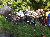 Na silnici I/55 u Mikulčic se v neděli ráno stala vážná nehoda. Těžce se při ní zranila mladá řidička.