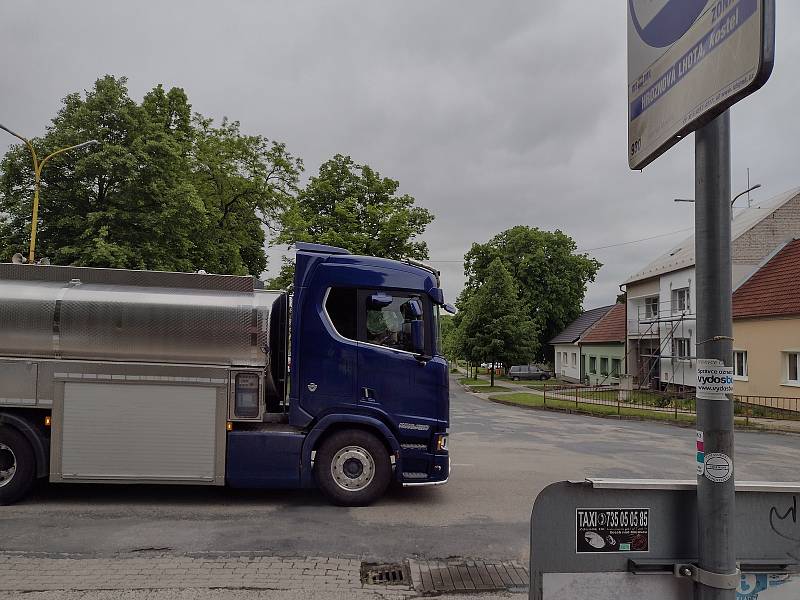 Křižovatku v Hroznové Lhotě čeká rekonstrukce i úpravy.