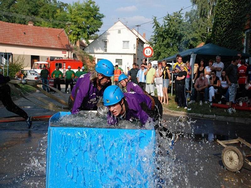 Dobrovolní hasiči z Vlkoše