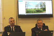 Přiblížení pětadvaceti případů žhářství na katastrech Rohatce, Vracova a Hodonína v sídle územní odboru Policie ČR v Hodoníně.