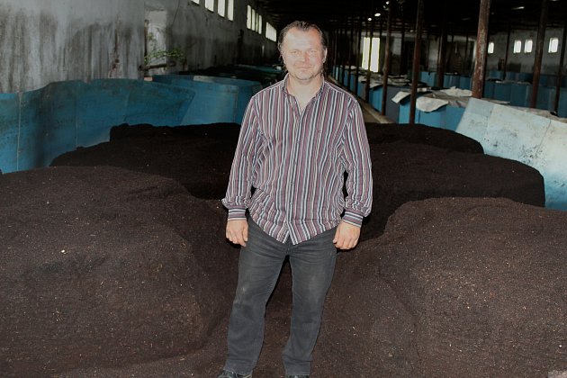 Petr Divácký se věnuje v Šardicích přípravě úspěšného slováckého vermikompostu od roku 2012.
