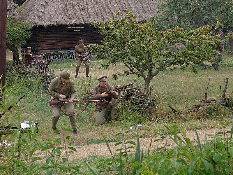 Připomínku dobytí ruské Kazaně československými legiem v srpnu 1918 připomněl v sobotu program připravený Československou obcí legionářskou ve strážnickém skanzenu.