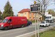 Úsekové měření rychlosti na silnici I/55 ve Veselí nad Moravou na Masarykově třídě.