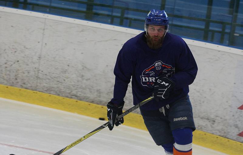 Druholigoví hokejisté Hodonína v pondělí zahájili přípravu na novou sezonu.