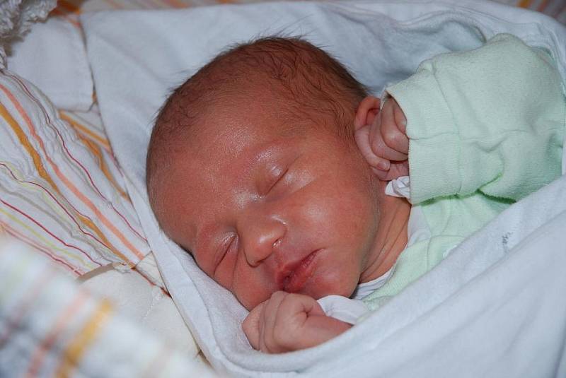 Matyáš Skamelka, 48 cm, 2,8 kg, 6. 11. 2009, Kněždub