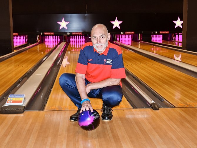 Jaromír Hasala z Hodonína na Světových hrách zrakově postižených sportovců v anglickém Birminghamu reprezentoval úspěšně Českou republiku v bowlingu.