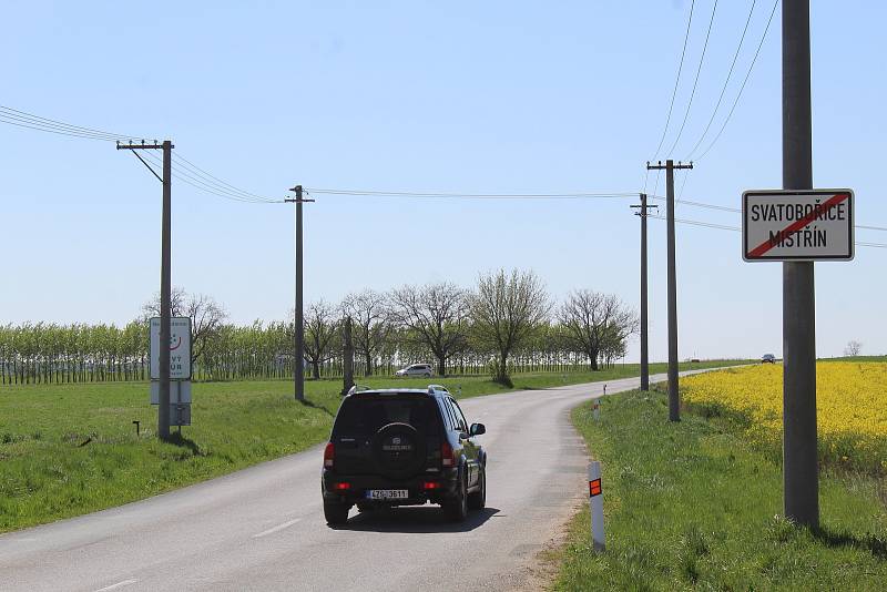 Opravy silnice mezi Mistřínem a Hovorany mají začít koncem léta.