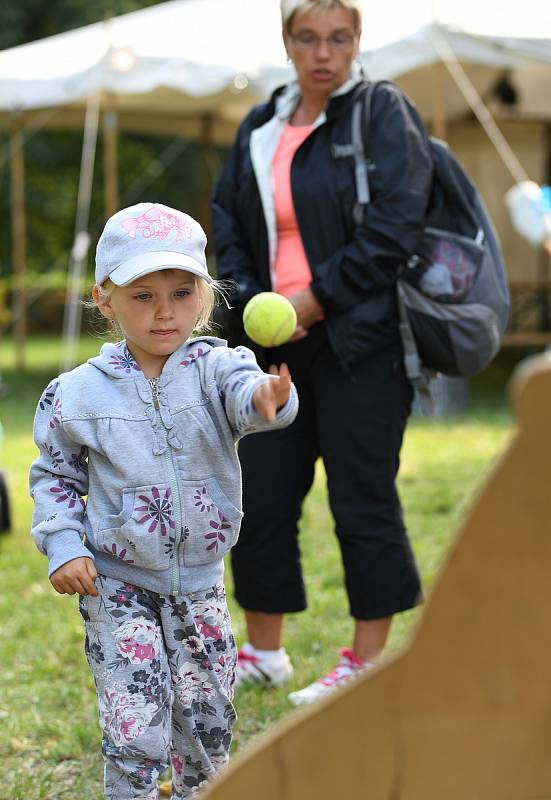 Jedenáctý ročník multižánrového festivalu Svátek bláznů ve Veselí nad Moravou.