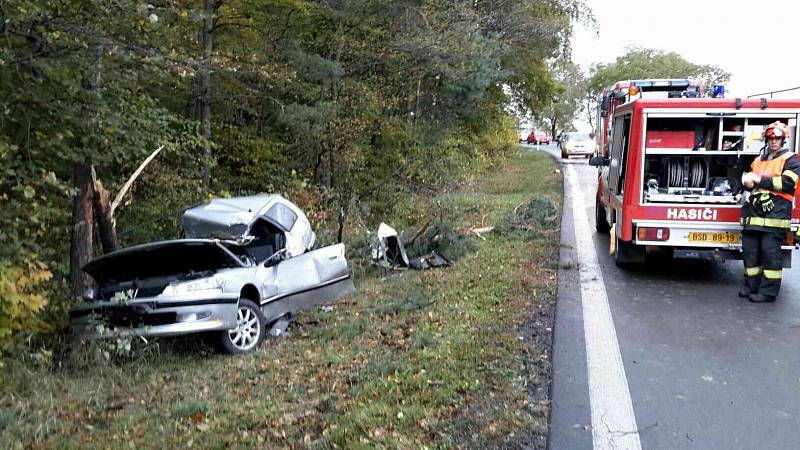 Vrtulník záchranné služby letěl v neděli odpoledne kolem páté hodiny k nehodě osobního auta do Žarošic. Došlo k ní na silnici I/54 v tamní části Zdravá Voda směrem na Nížkovice na Vyškovsku.