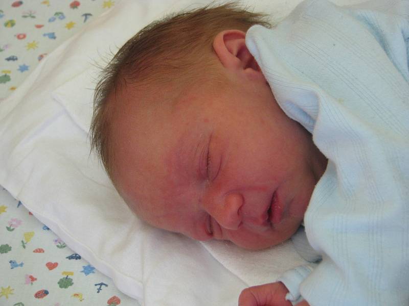 Ondřej Svoboda, 29.8.2015, Bučovice, 49 cm, 3,25 kg.