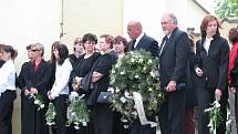 Pohřeb zavražděných dětí v Blatnici
