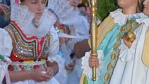 Zlatá sobota je vyvrcholením poutního roku. Do Žarošic se sjíždí věřící z blízka i daleka.