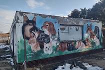 Demolice poničeného psího útulku v Hodoníně poslední čtvrtek roku 2024.
