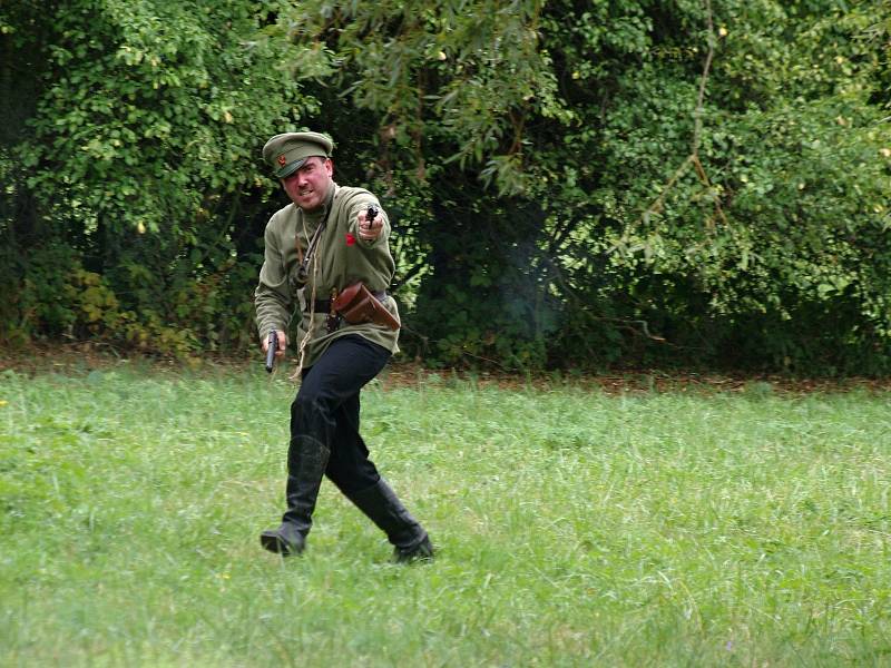 Připomínku dobytí ruské Kazaně československými legiem v srpnu 1918 připomněl v sobotu program připravený Československou obcí legionářskou ve strážnickém skanzenu.