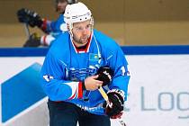 Zkušený hokejový útočník Martin Hujsa (na snímku) se po několika letech vrátil domů na Slovensko, kde se domluvil s vedením Nových Zámků.